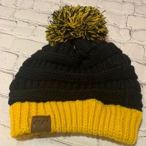 CC Pom Pom beanie